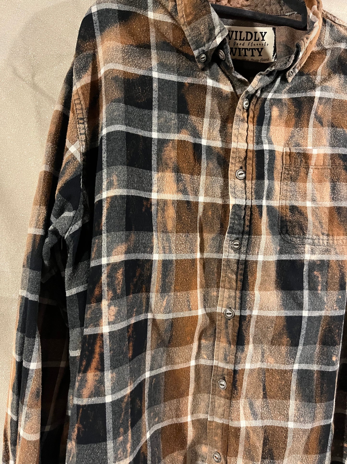 Grayscale, Size L